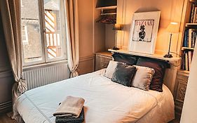 Le 105, Honfleur
